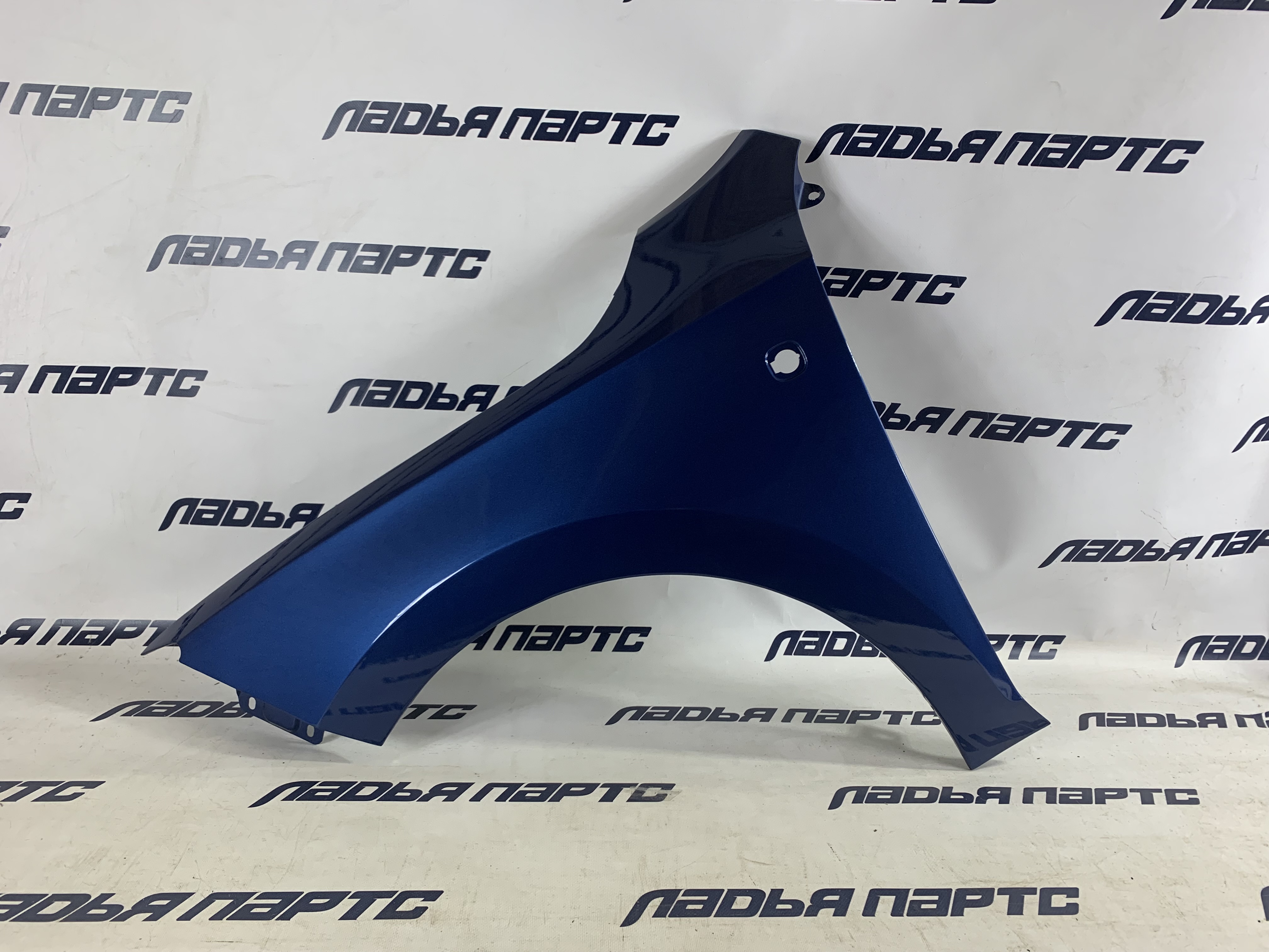Крыло Skoda Rapid (2012-2020) левое Ярко-синий LB5K